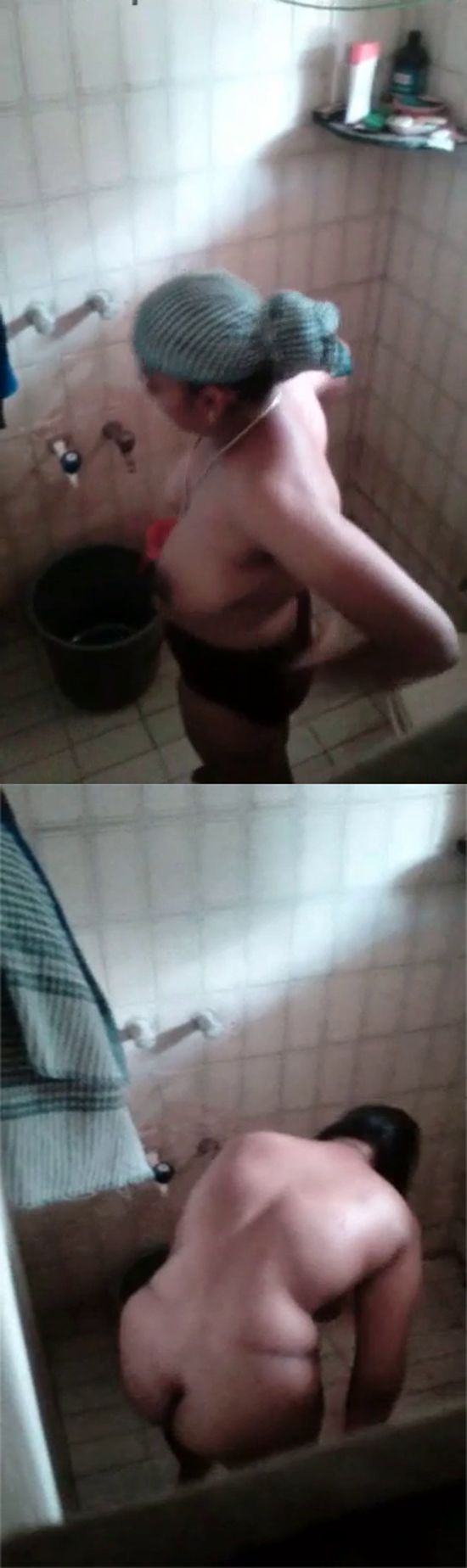 indian aunty bathing hidden cam
