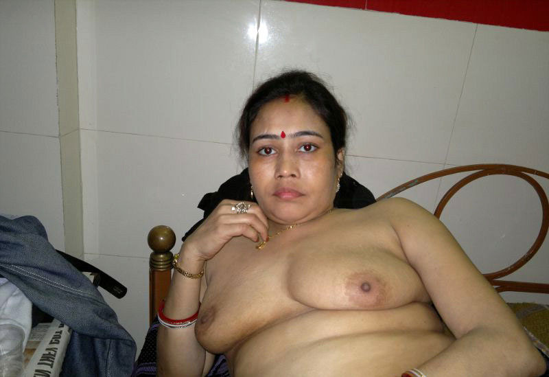 Indian boobs show