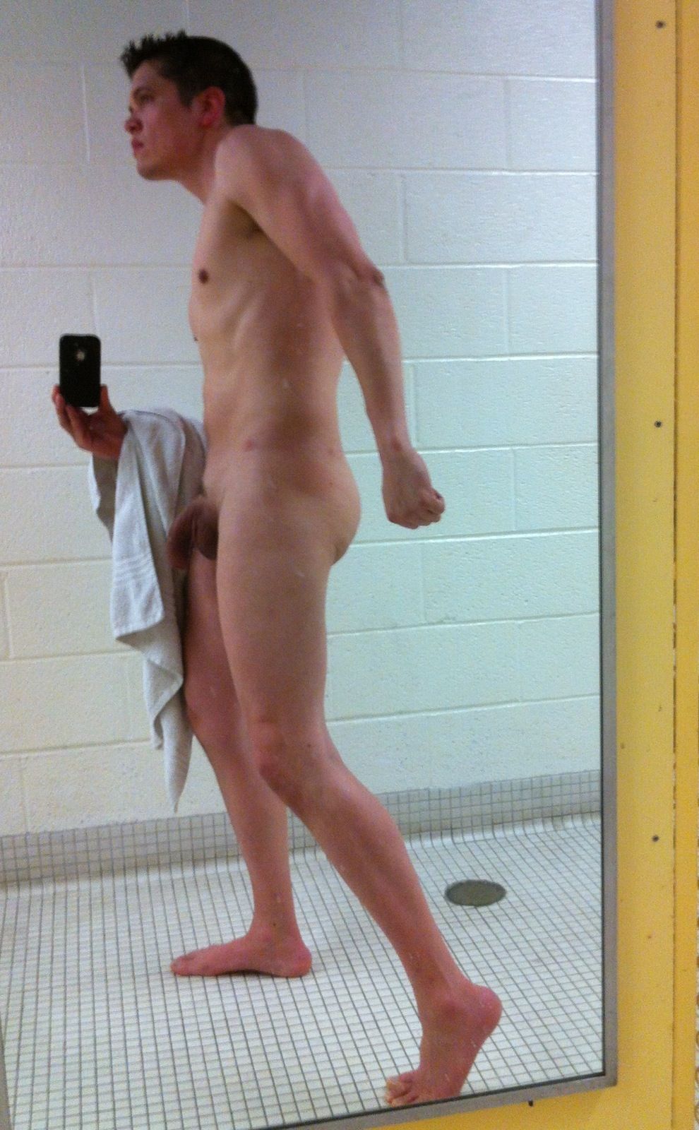 Scavenger reccomend shower after gym