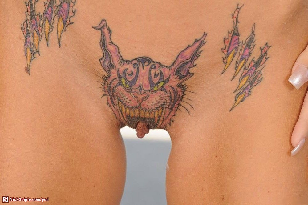 Tattoo pussy
